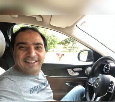 عضو مجلس الإدارة-image